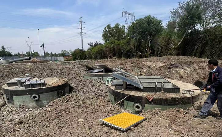 1753147289147724.jpg 526.jpg